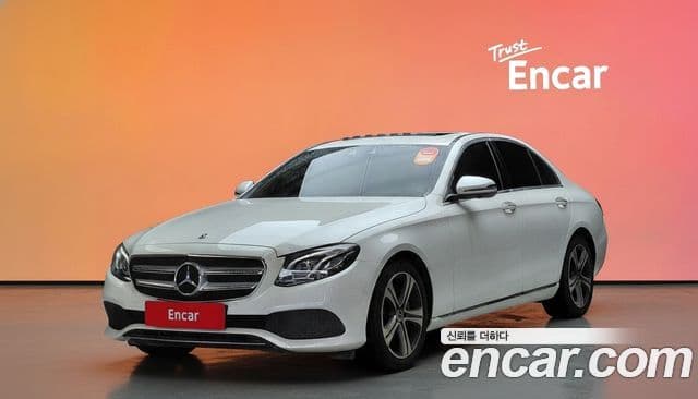Mercedes-Benz E-Class 2019 — Şəkil 1/20