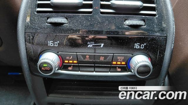 BMW 5 Series 2020 — ფოტო 18/20