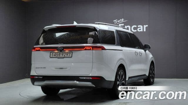 Kia Carnival 2020 — Фото 2/20