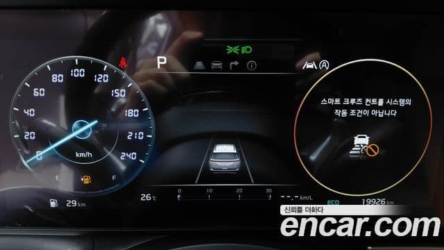 Kia Carnival 2020 — Фото 8/20