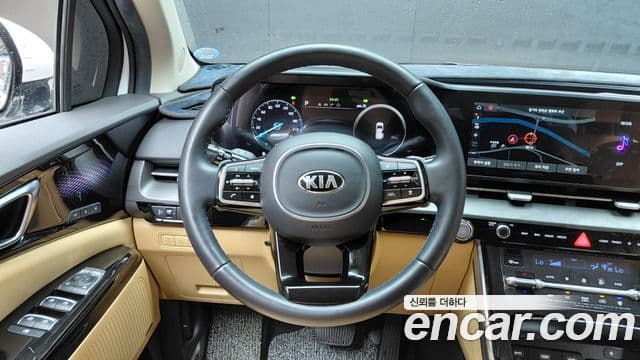 Kia Carnival 2020 — Фото 13/20