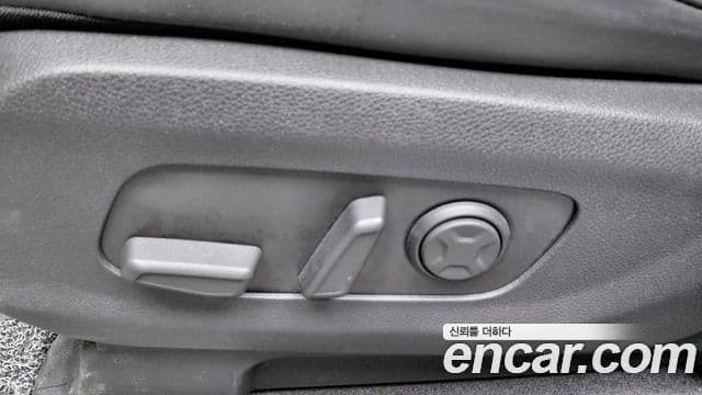 Kia Carnival 2020 — Şəkil 21/30