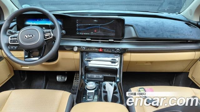 Kia Carnival 2020 — ფოტო 7/20