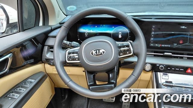 Kia Carnival 2020 — ფოტო 13/20