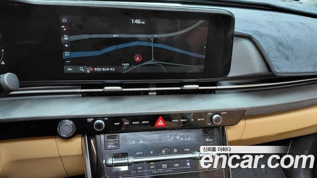 Kia Carnival 2020 — ფოტო 17/20