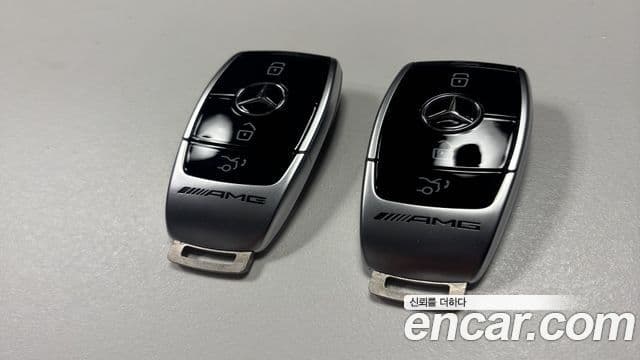Mercedes-Benz AMG GT 2020 — Photo 2/13