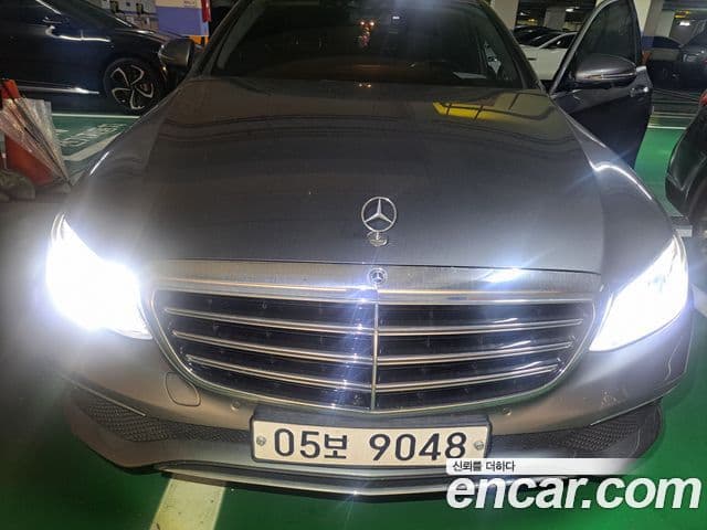Mercedes-Benz E-Class 2018 — Şəkil 1/20