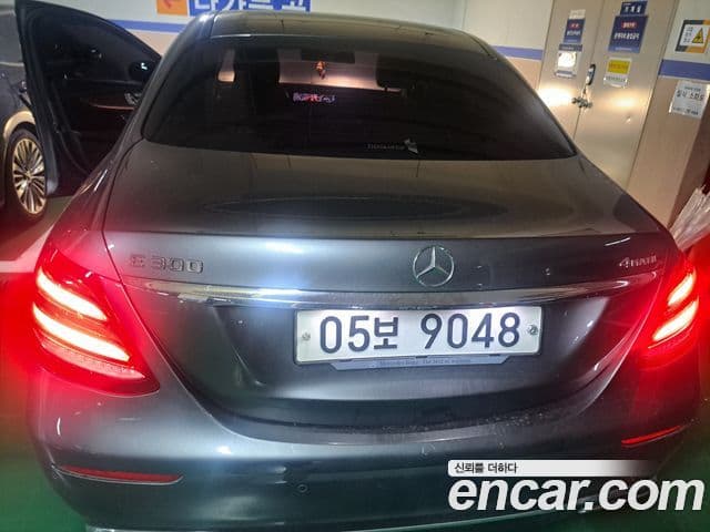 Mercedes-Benz E-Class 2018 — Şəkil 2/20