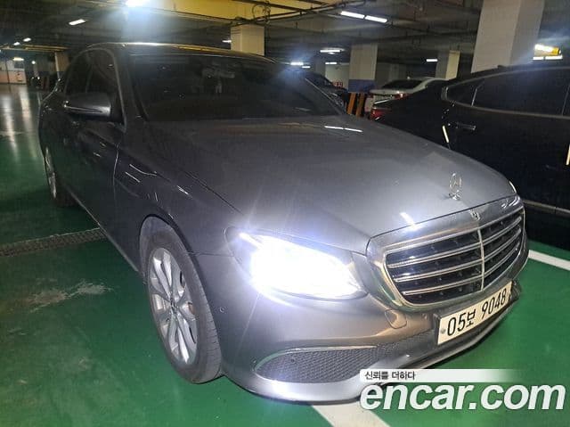 Mercedes-Benz E-Class 2018 — Şəkil 9/20
