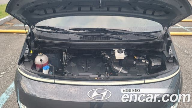 Hyundai Staria 2021 — ფოტო 5/19