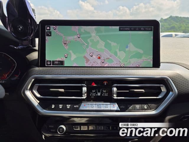 BMW X4 2022 — Photo 7/20