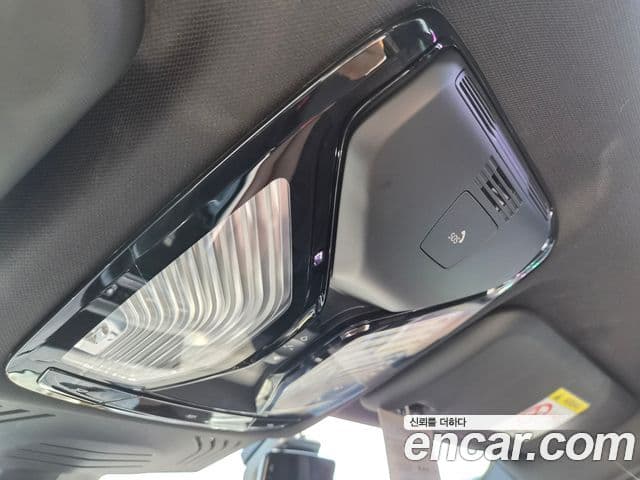 BMW X4 2022 — Photo 12/20