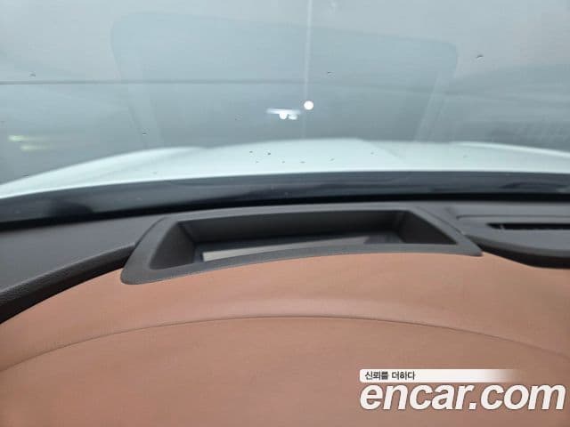Genesis Electrified G80 2022 — ფოტო 14/20