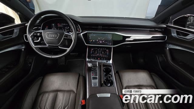 Audi A7 2022 — ფოტო 7/20