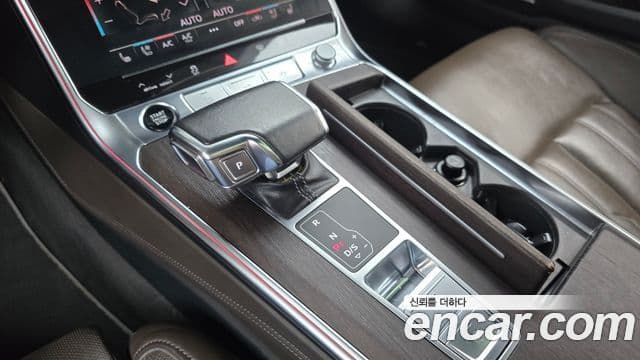Audi A7 2022 — ფოტო 9/20