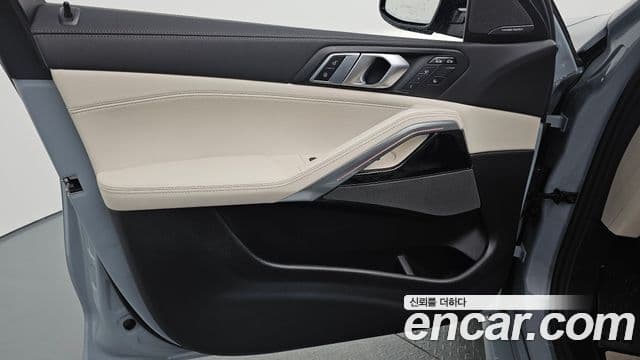 BMW X6 2025 — Photo 26/35