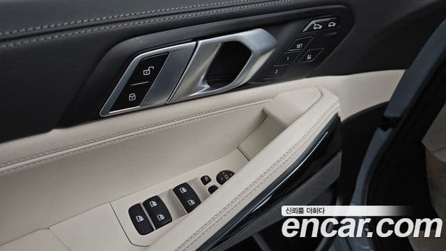 BMW X6 2025 — Photo 2/35