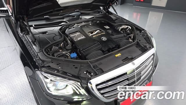 Mercedes-Benz S-Class 2020 — Photo 4/20