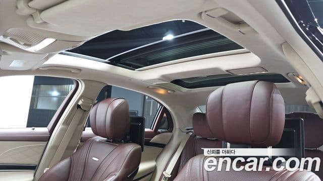 Mercedes-Benz S-Class 2020 — Photo 14/20