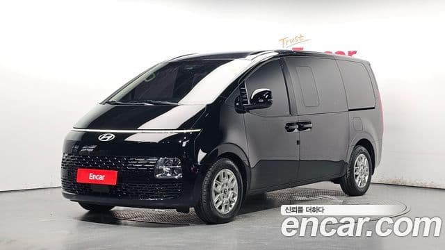 Hyundai Staria 2024 — Фото 1/20