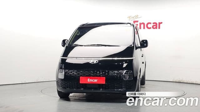 Hyundai Staria 2024 — Фото 3/20