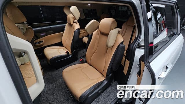 Kia Carnival 2021 — Şəkil 11/20