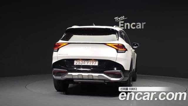Kia Sportage 2022 — фото 4 из 20