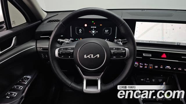 Kia K5 2024 — ფოტო 13/20