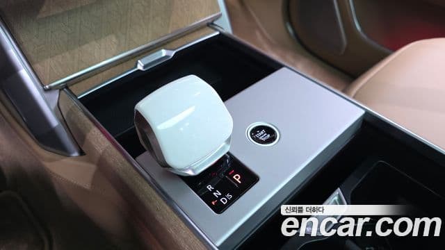 Land Rover Range Rover 2025 — Şəkil 9/20