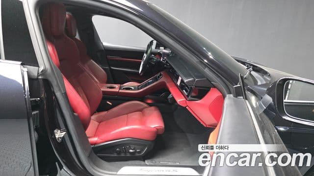 Porsche Taycan 2021 — Şəkil 14/34