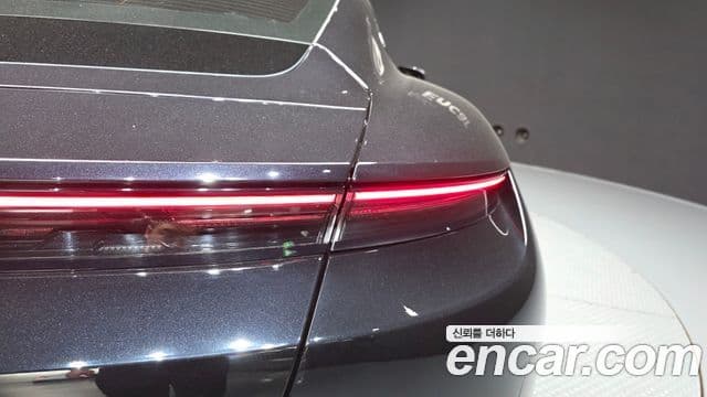 Porsche Taycan 2021 — Şəkil 12/34