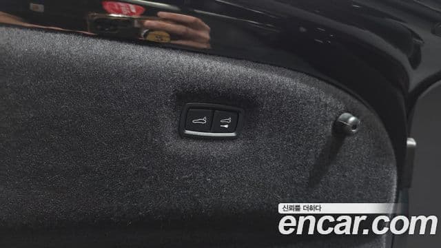 Porsche Taycan 2021 — Şəkil 23/34
