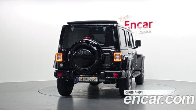 Jeep Wrangler 2021 — Şəkil 4/20