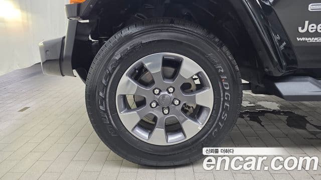 Jeep Wrangler 2021 — Şəkil 5/20