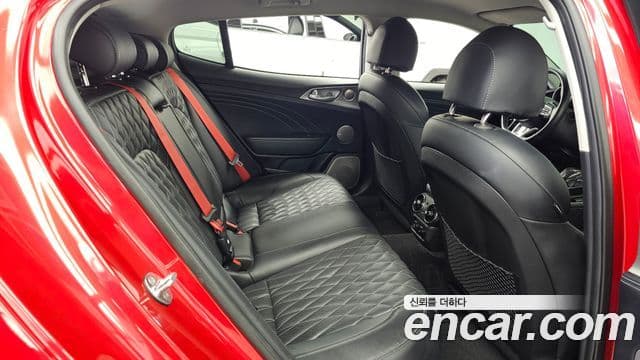 Kia Stinger 2021 — ფოტო 11/20