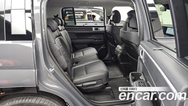 Hyundai Santa Fe 2026 — Photo 30/32