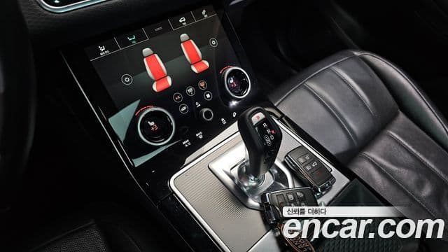 Land Rover Range Rover Evoque 2019 — фото 8 из 20