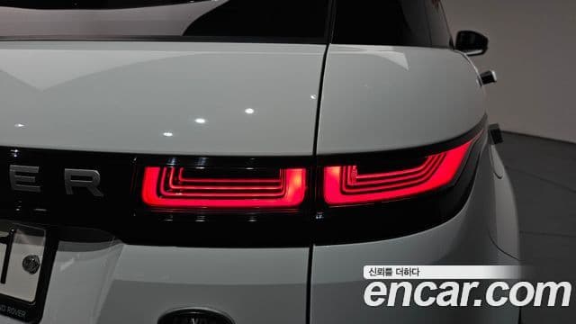 Land Rover Range Rover Evoque 2019 — фото 16 из 20
