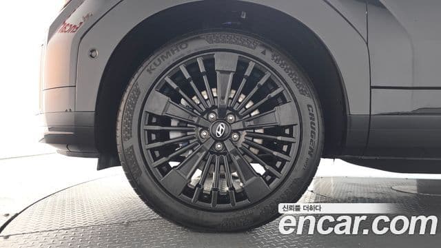Hyundai Santa Fe 2024 — ფოტო 5/20