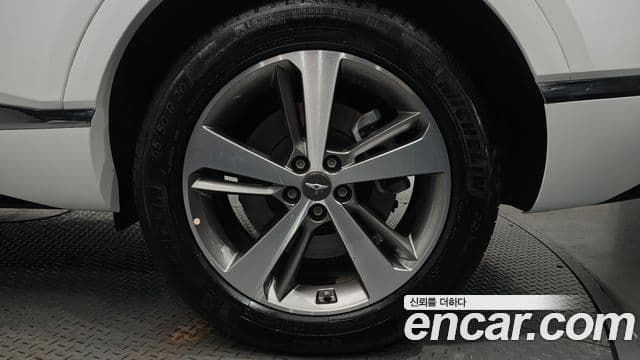 Genesis GV80 2022 — Şəkil 26/40
