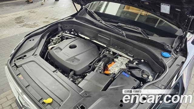 Volvo XC90 2022 — ფოტო 6/20