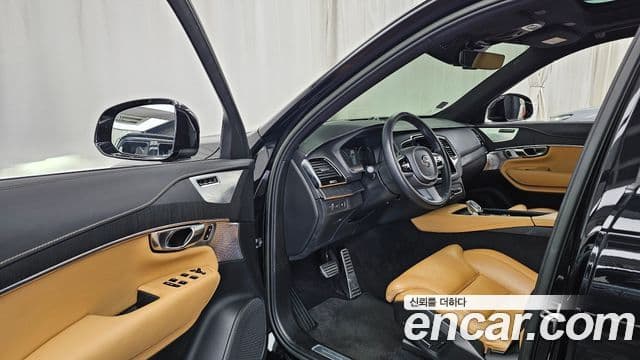Volvo XC90 2022 — ფოტო 10/20