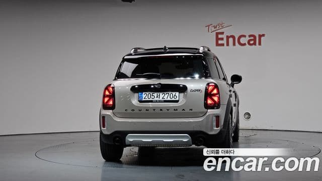 Mini Cooper S Countryman 2023 — ფოტო 4/20