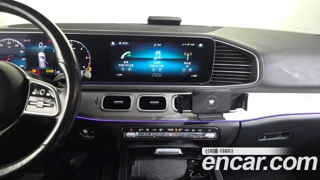 Mercedes-Benz GLE-Class 2019 — Şəkil 14/20