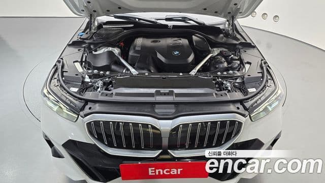 BMW 5 Series 2023 — Şəkil 6/20