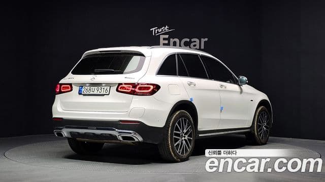 Mercedes-Benz GLC-Class 2021 — Şəkil 2/20