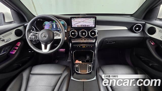 Mercedes-Benz GLC-Class 2021 — Şəkil 7/20