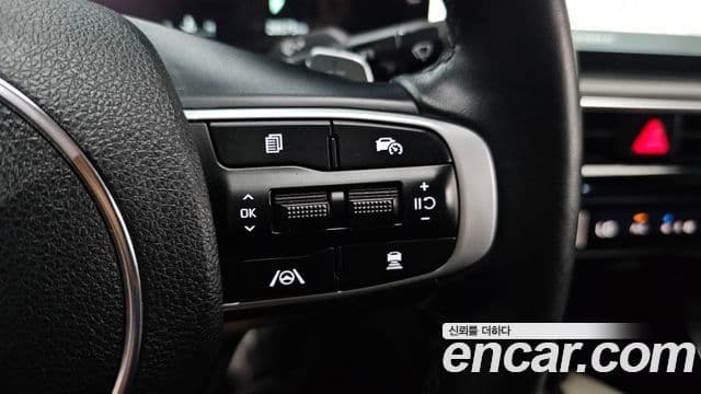Kia K5 2025 — ფოტო 18/20