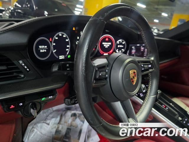 Porsche 911 2020 — ფოტო 23/30