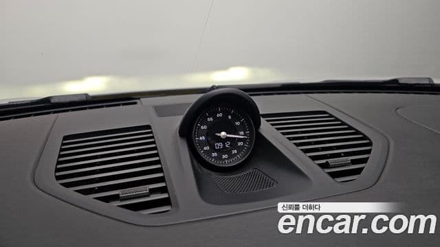 Porsche 911 2020 — ფოტო 16/30
